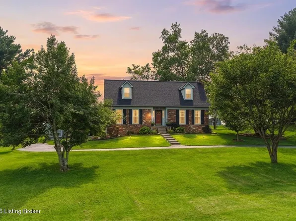 2211 Outer Circle Dr, Crestwood, KY 40014