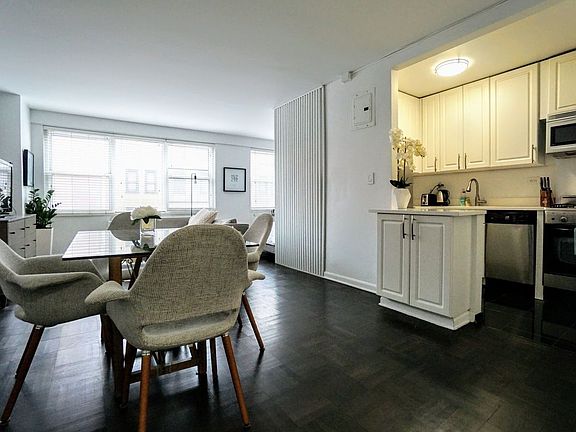 4th image of 200 E 27th Street 6h #6H