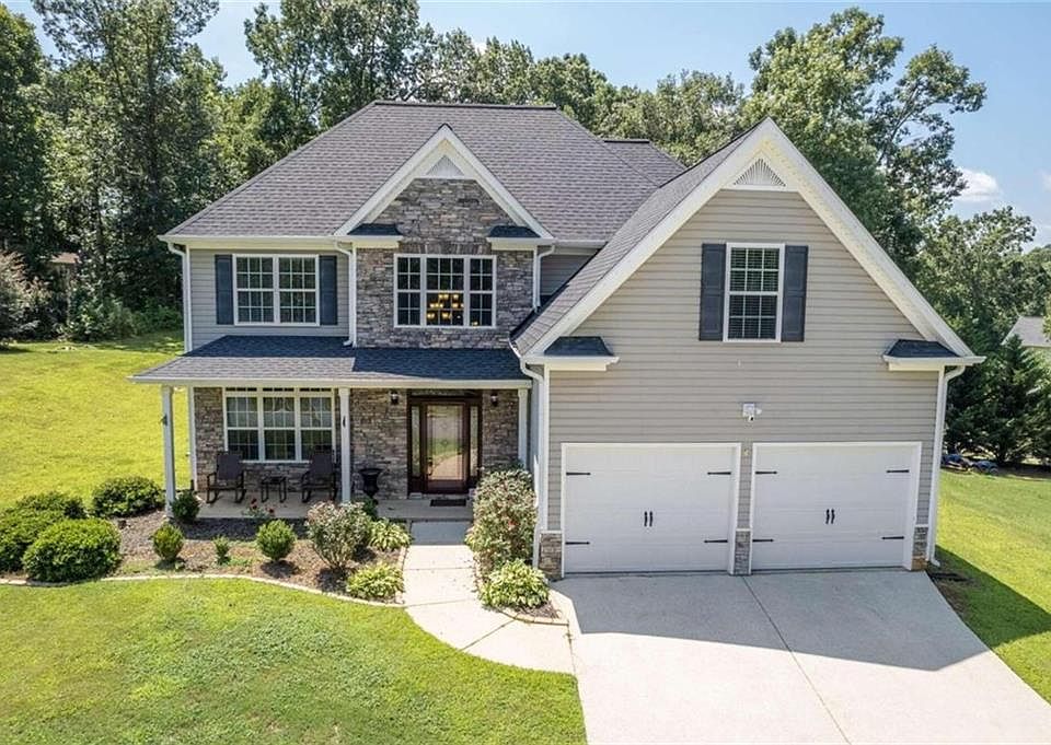 1st image of 128 Fairwood Dr