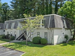 35 Jolly Ln, Hendersonville, NC 28739