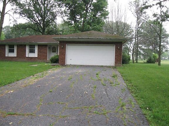 2nd image of 3213 Gleneagle Dr