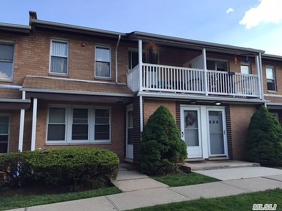 2nd image of 190 Artist Lake Dr