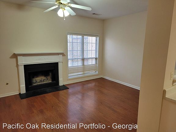 3rd image of 7056 Biltmore Trce