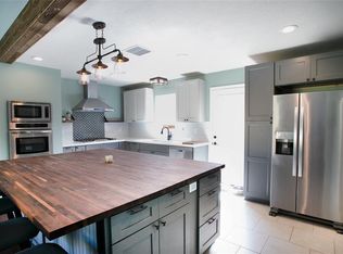 8502 Triple Crown Dr, Houston, TX 77071