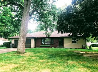 1324 E Reynolds St, Goshen, IN 46528