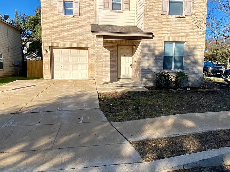 415 Allendale Oak — Photo 1