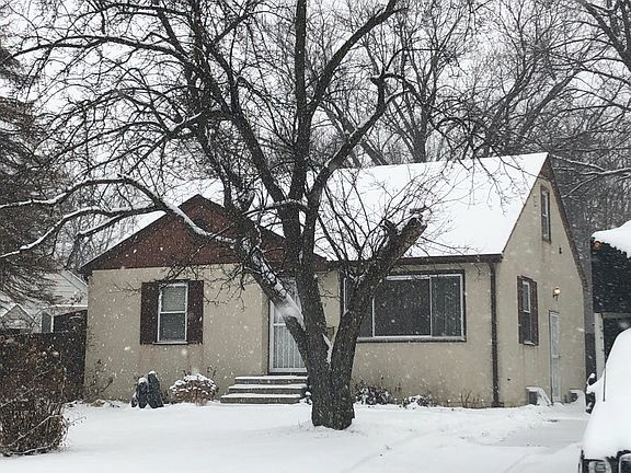 2nd image of 4605 Heights Dr NE