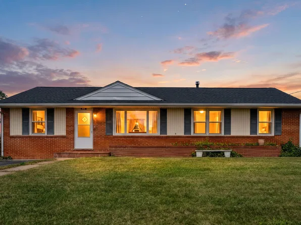 406 Linden Dr, Staunton, VA 24401