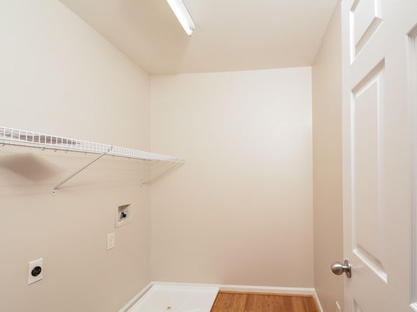 216 Stoney Dr, Durham, NC 27703