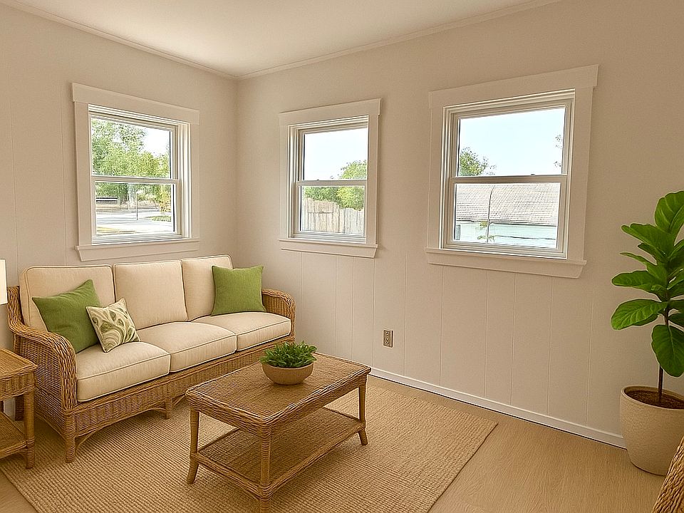 Sunroom/bonus room