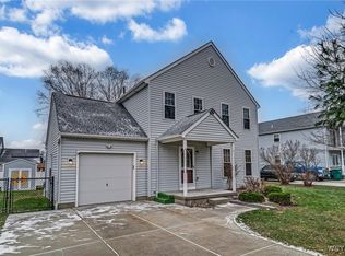 3664 Princeton Rd, Hamburg, NY 14075