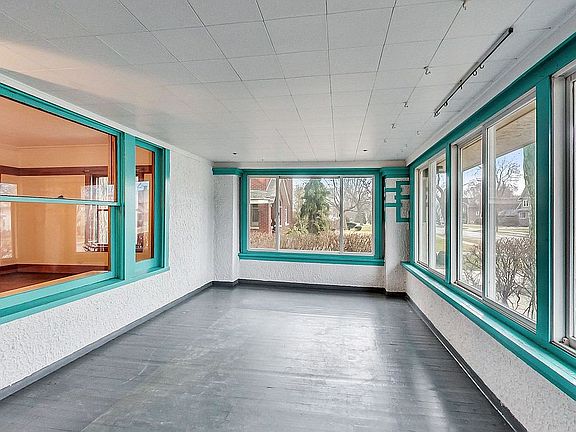 4th image of 730 N Oak Park Ave
