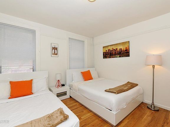 2nd image of 338 E 61st St APT 15
