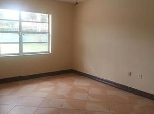 6321 NW 198th Ter, Hialeah, FL 33015