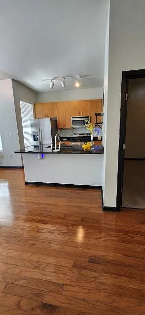 1 bed, 794 sqft, $1,600 — Photo 3