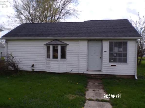 629 N Ohio Ave, Fremont, OH 43420