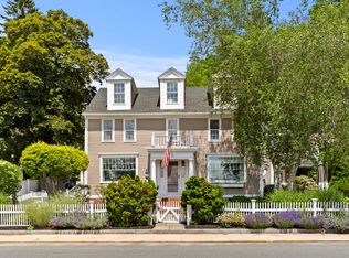 452 Main St #B, Amesbury, MA 01913