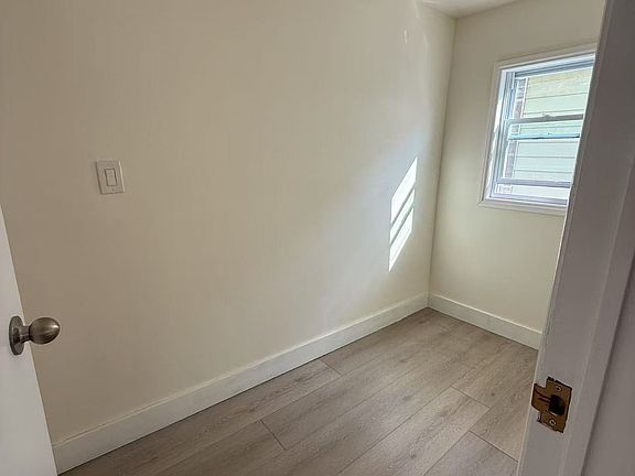 3rd image of 30 Bay 35th St Floor 2