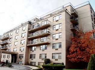 175 Zoe St APT 1E, Staten Island, NY