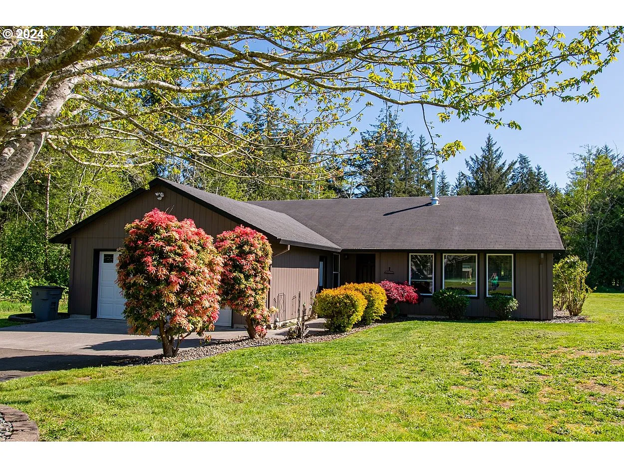 42020 Forest Court Ln photo 1