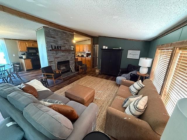 1st image of 21226 Gull Lake Loop Rd NE