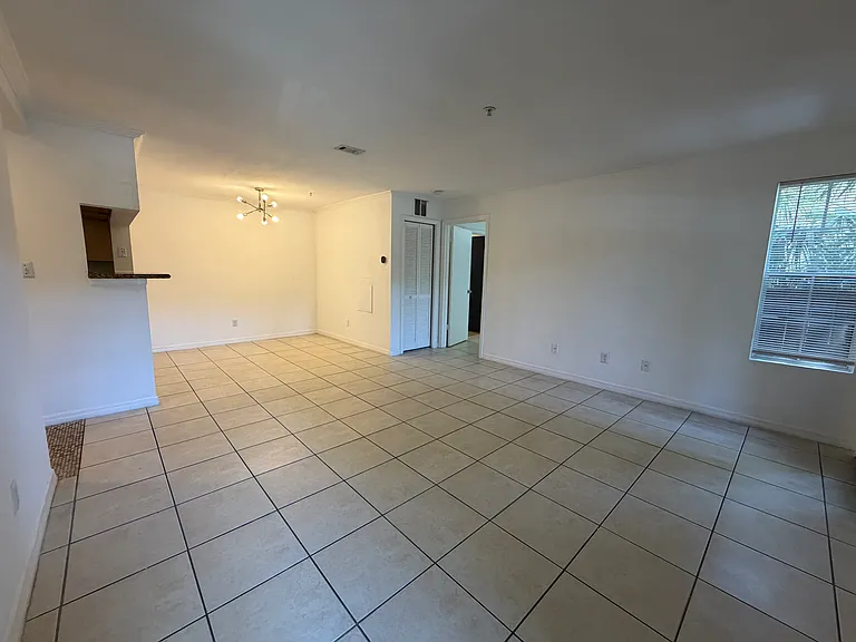 224 Afton Sq #108 — Photo 7