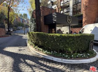 4752 Park Encino Ln Unit 212, Encino, CA 91436