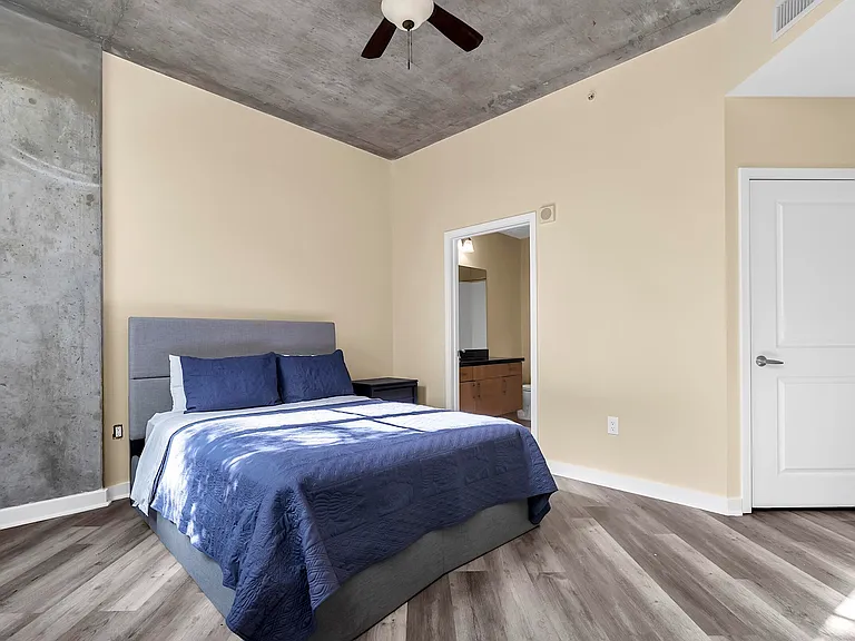 300 S Australian Ave #618 — Photo 23