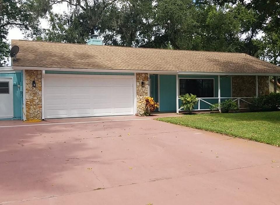 1st image of 958 Sandle Wood Dr