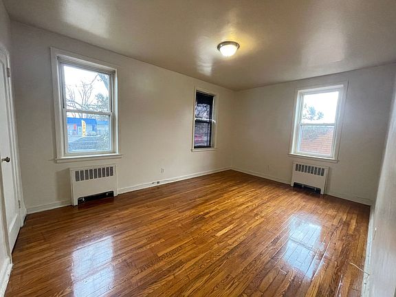 4th image of 1510 N Broad St APT E4
