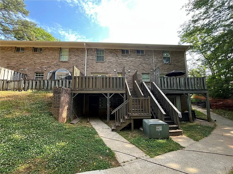 16 Villa Ct SE — Photo 9