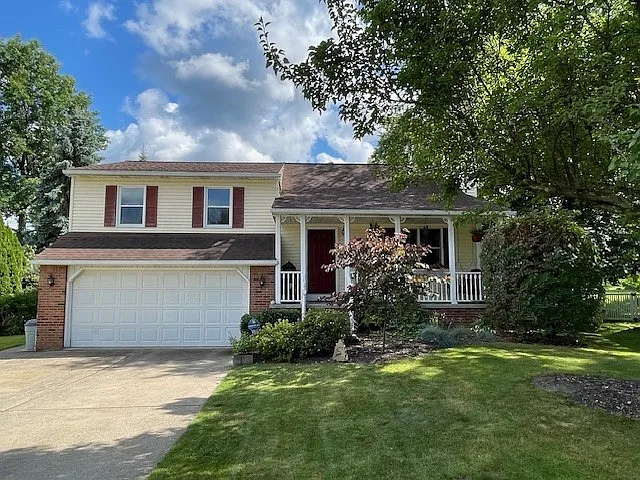 1123 Sara Ct photo 1