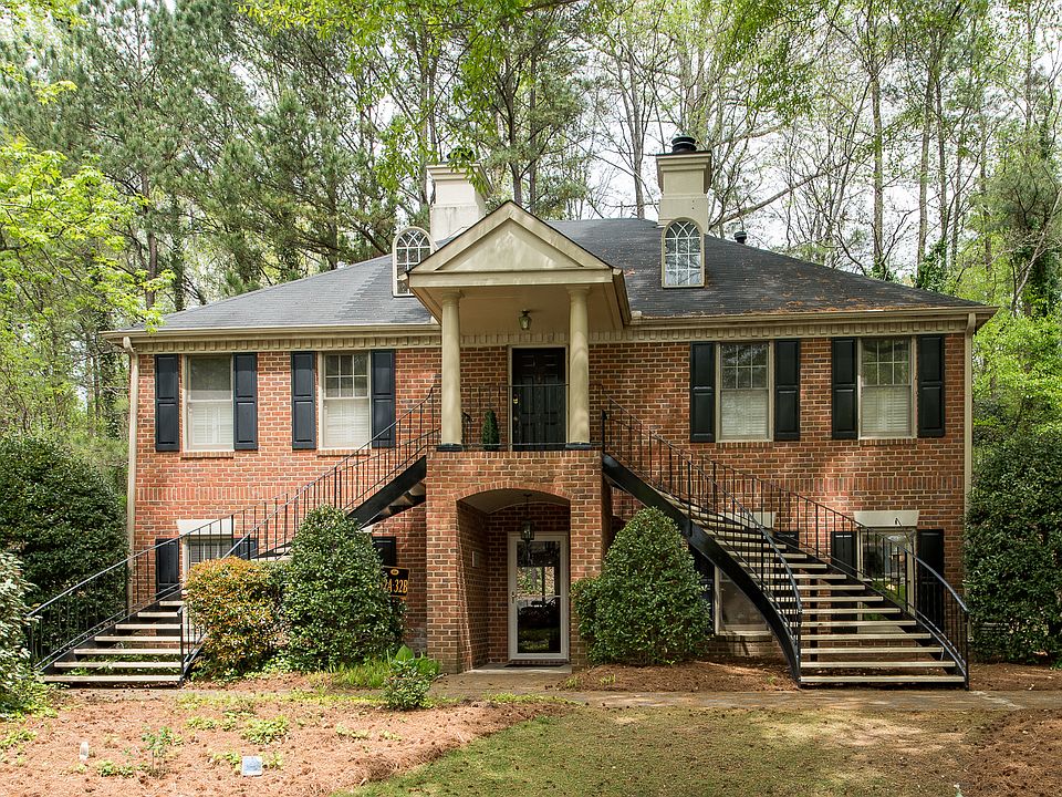 1st image of 32 Plantation Dr NE #B