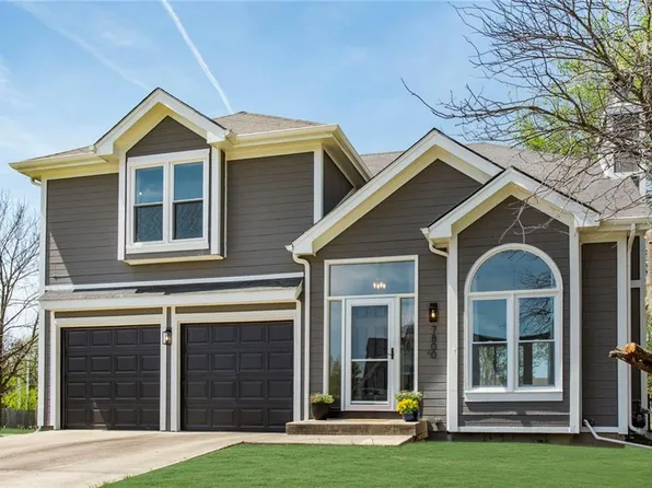 7800 N Strathbury Ave, Kansas City, MO 64151