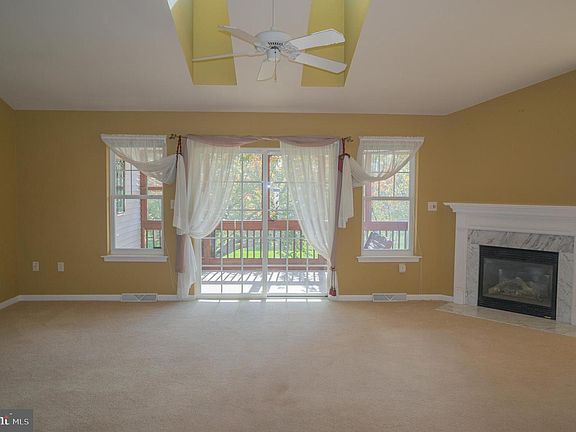 4th image of 1221 Brighton Ave