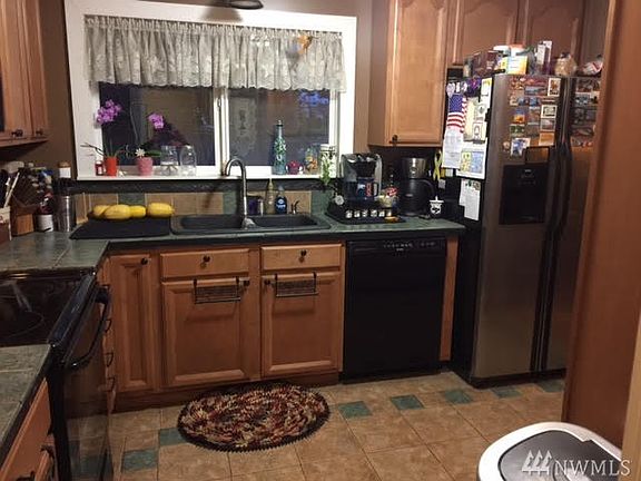 2nd image of 767 SE 6th Ave