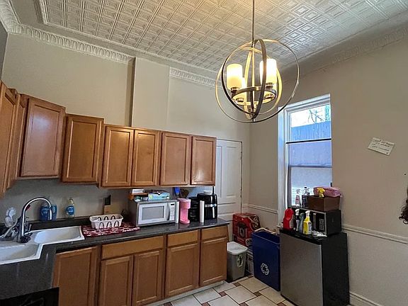 5th image of 2280 N Clybourn Ave #1