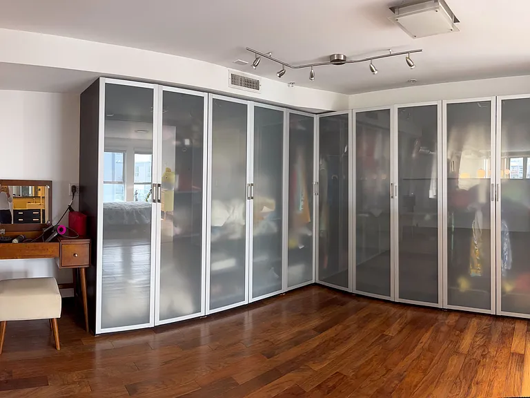 4215 Glencoe Ave #428 — Photo 33