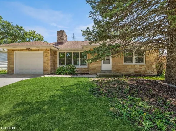 10321 West Manitoba STREET, West Allis, WI 53227