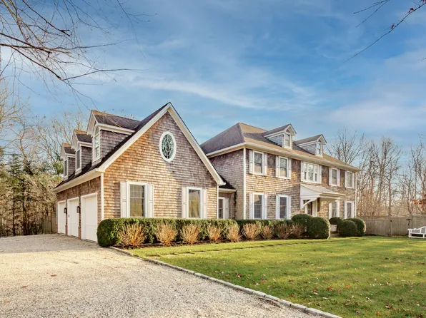 40 Wireless Way, Southampton, NY 11968