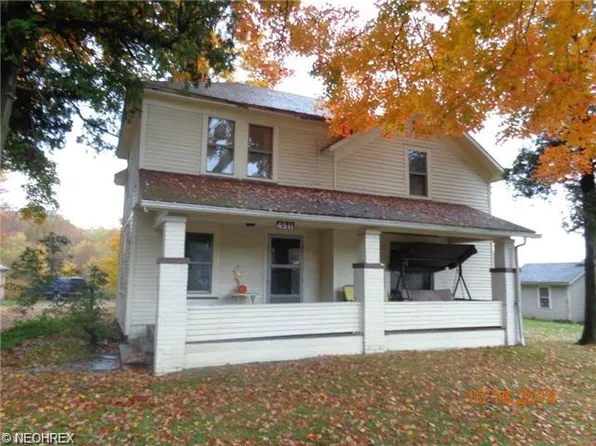 4511 Logan Way, Hubbard, OH 44425