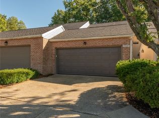 2590 Falmouth Rd, Akron, OH 44333