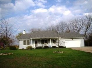 1612 E 318th Rd, Lecompton, KS 66050