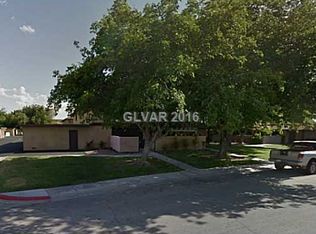 5012 Village Dr, Las Vegas, NV 89142