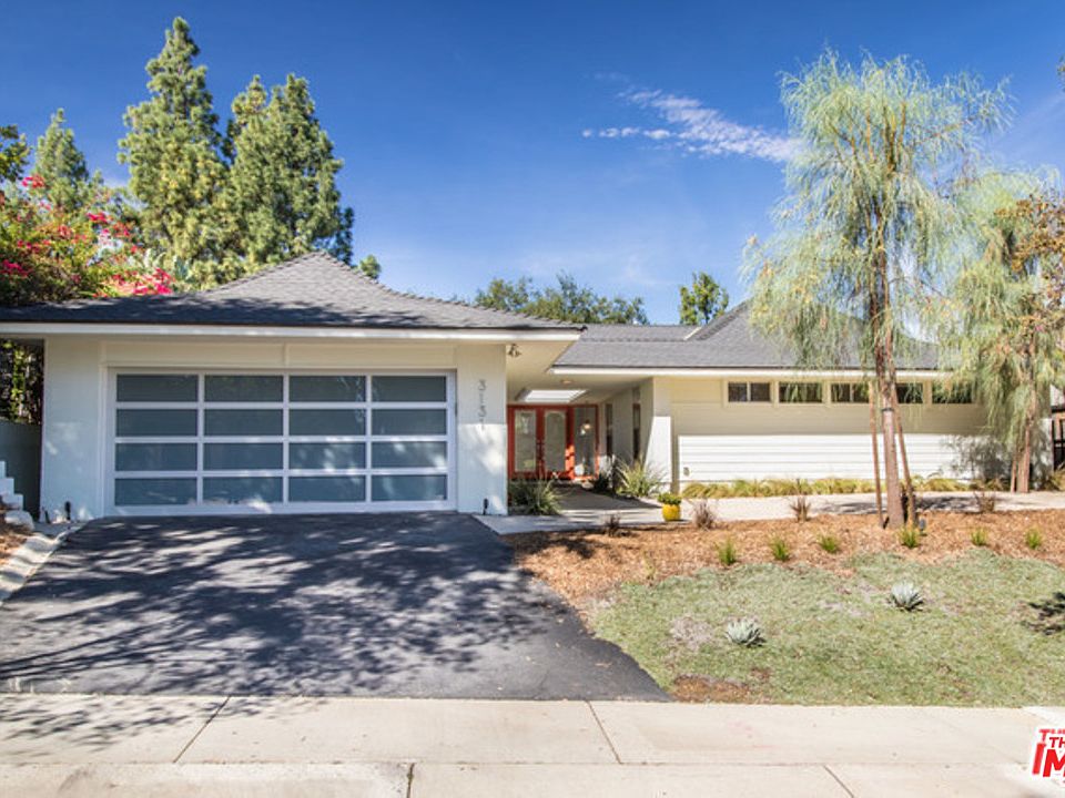 1st image of 3131 Voltaire Dr