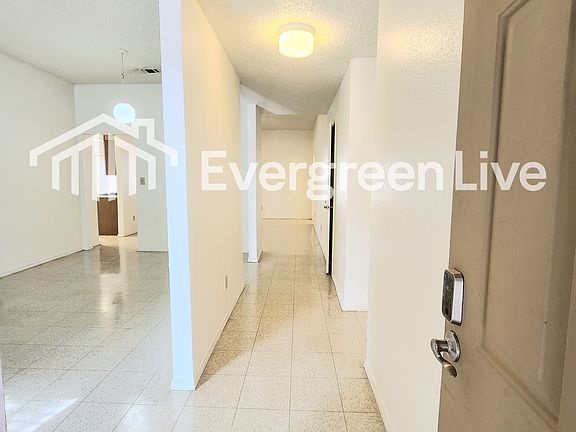 3rd image of 2302 Sandia Ct