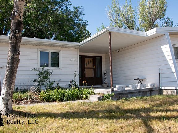 5th image of 1115 Beaumont Dr