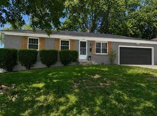 16917 E Cogan Rd, Independence, MO 64055