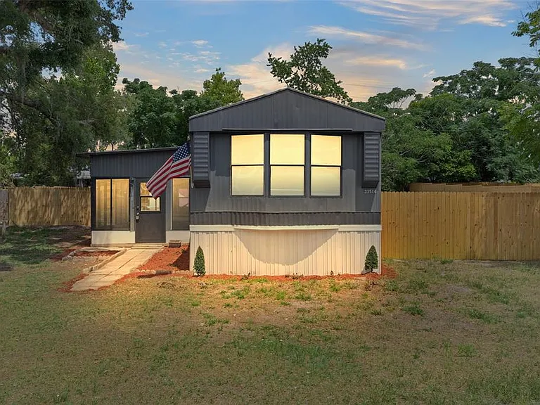 33514 Luana Ct — Photo 1