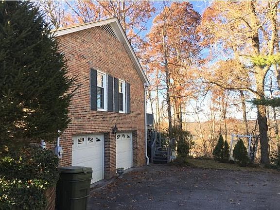 2nd image of 1804 Brentwood Dr